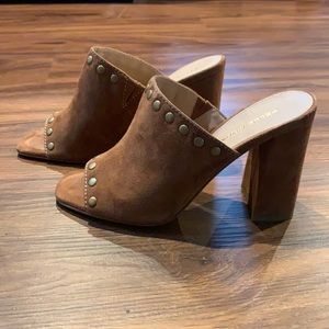 Pelle Moda Suede Block Slide Sandals